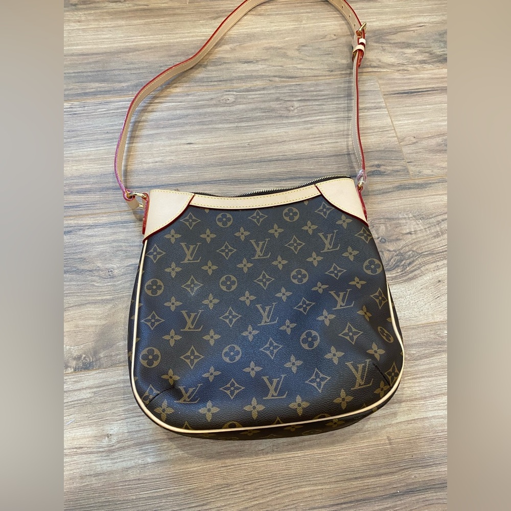 NWOT Brown LV shoulder bag